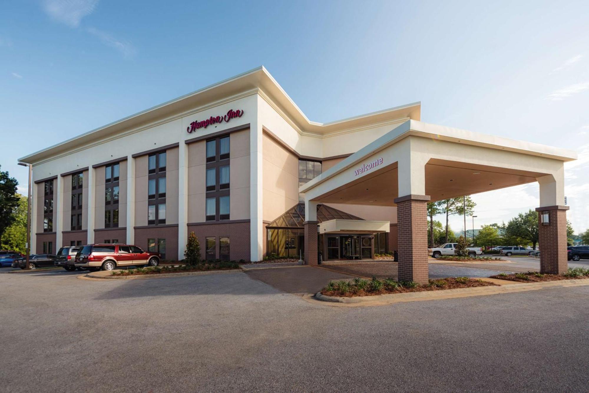 Hampton Inn Меридиан Экстерьер фото