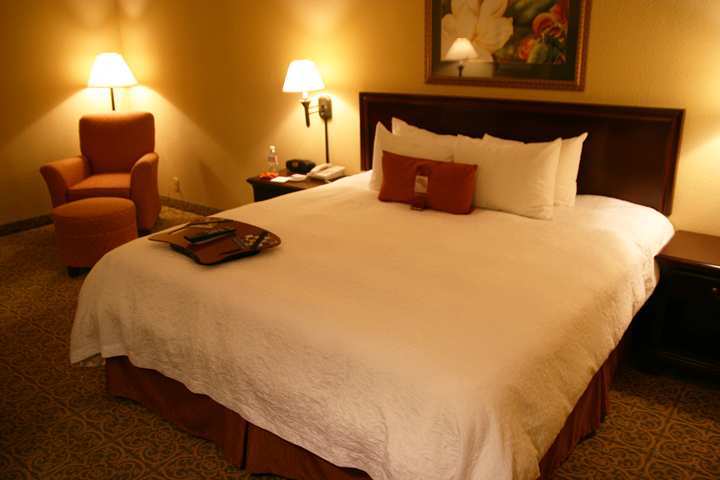 Hampton Inn Меридиан Экстерьер фото